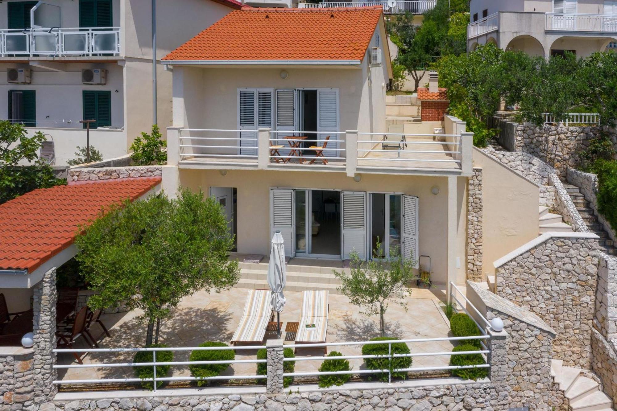 House Karlo Villa Pisak Exteriör bild